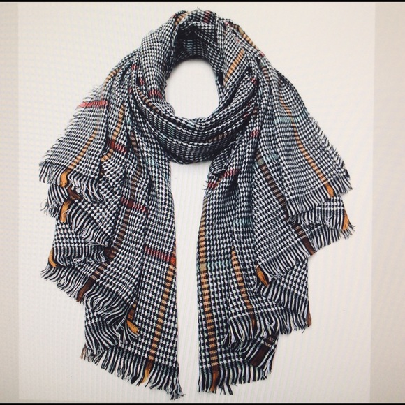 Accessories - ๐งฃ NWT plaid checker scarf beautiful color Accessories - ๐งฃ NWT plaid checker scarf beautiful color